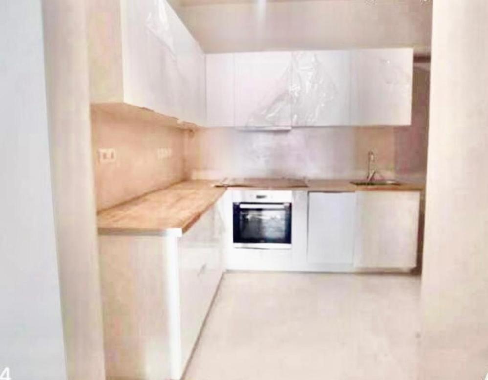 Economy Shared Apartment E In Central Atenas Exterior foto
